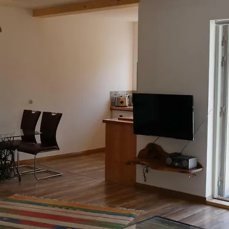 Alexanderhaus, Und Restaurant Apartman