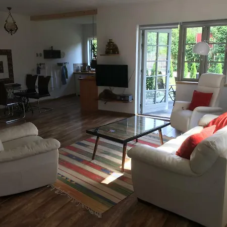 Alexanderhaus, Und Restaurant