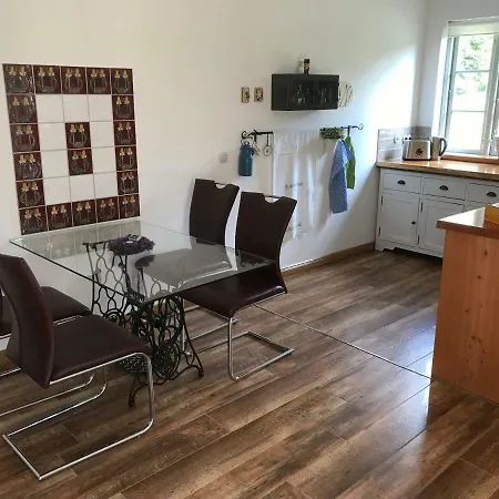 Alexanderhaus, Und Restaurant Apartamento *
