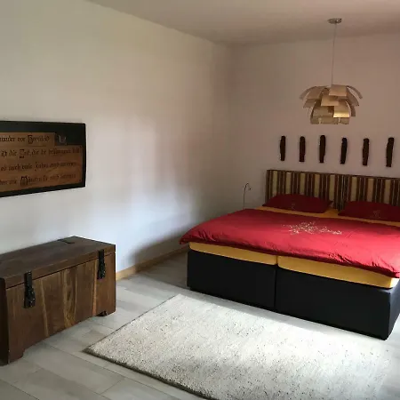 Apartamento Alexanderhaus, Und Restaurant Am Mellensee